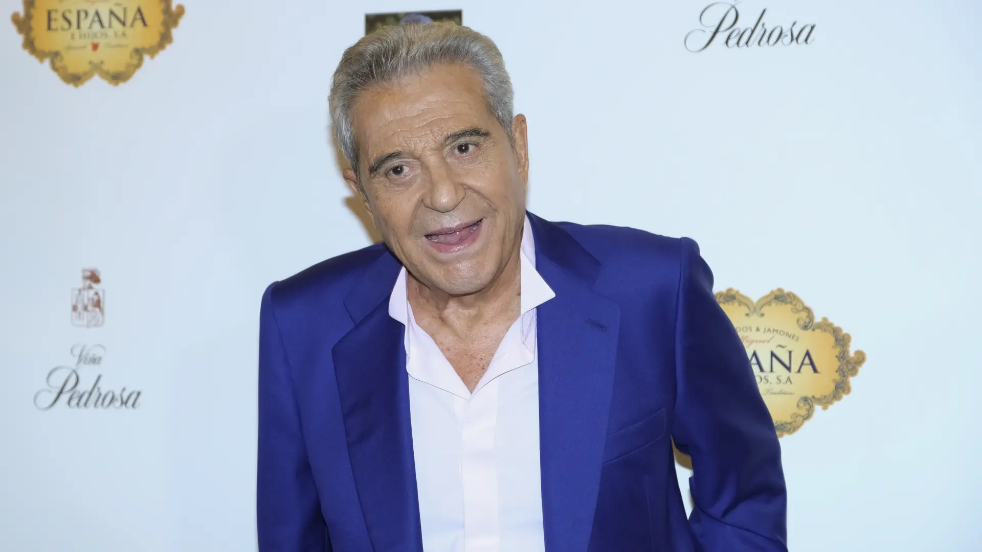 Andrés Pajares recibe el alta hospitalaria, aunque necesitará tranquilidad para recuperarse de una neumonía