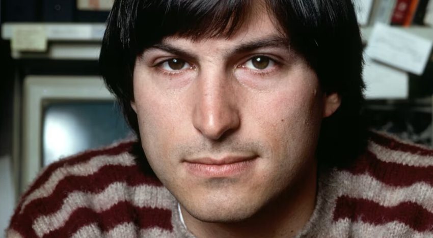 Sabíamos que Steve Jobs era visionario, pero no tanto. Describió el iPad, Siri y Google Maps hace 40 años