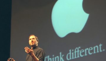 El famoso 'Think different' de Steve Jobs vuelve a la web de Apple por sorpresa