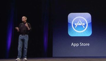 La primera app de la historia del iPhone no la creó Apple, la coló un hacker. Y a Steve Jobs no le hizo ninguna gracia
