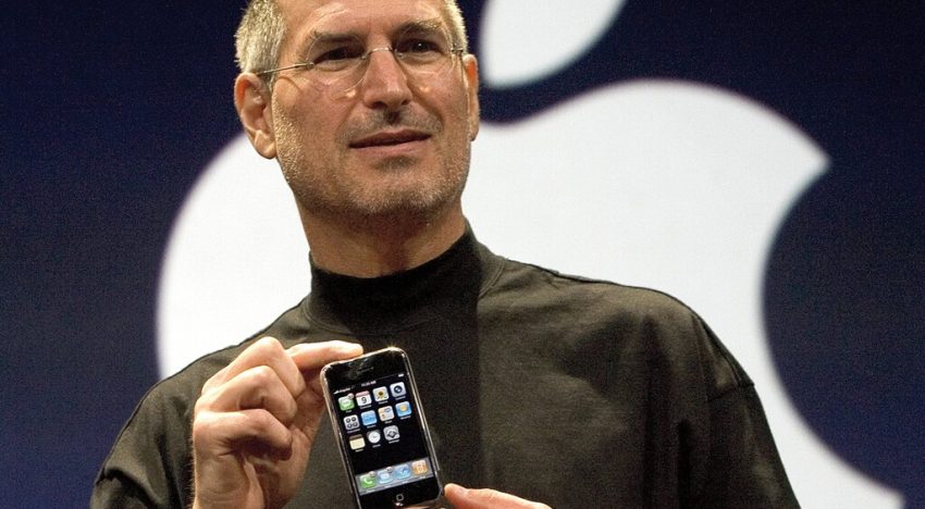 Apple va a cargarse una tradición de quince años. El calendario que heredamos de Steve Jobs se ha quedado pequeño