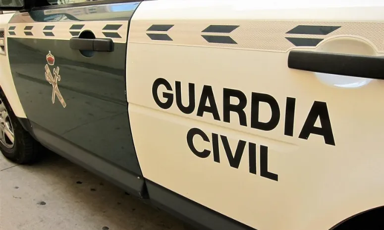 La Guardia Civil detiene al presunto autor del homicidio de una madre y un hijo en 2024 en Cantabria