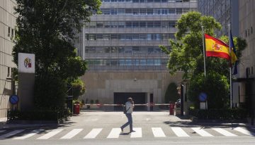 El contrato de venta de la sede de la Sepi evidencia el intento de repartirse 50 millones en comisiones