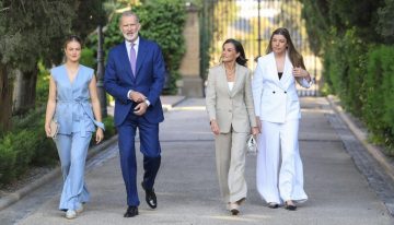 La Infanta Sofía debuta con solvencia en su primer discurso y señala la falta de financiación como «un problema» para los docentes