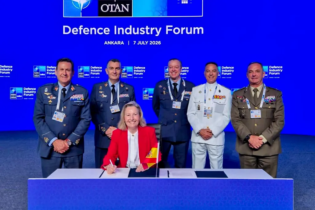España firmó contratos millonarios en la OTAN para calmar a Trump