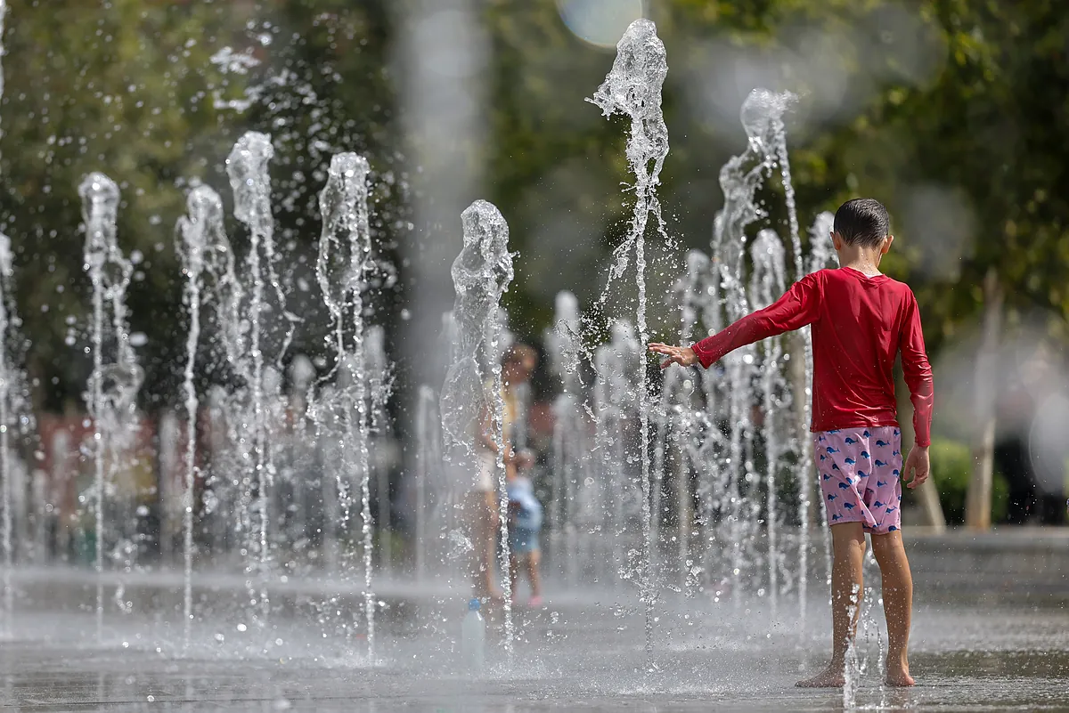 El calor, la calima y las tormentas con posible lluvia de barro afectarán este jueves a parte de España
