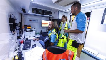 Noche de guardia con los médicos bajo un incendio
