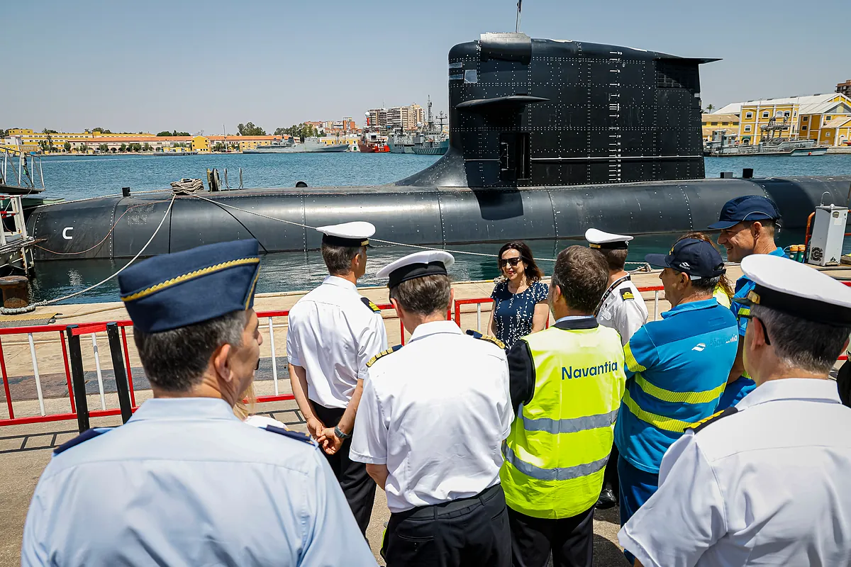 El submarino S-82 'Narciso Monturiol' avanza «por el buen camino» tras su primera inmersión estática: «Es un motivo de orgullo»