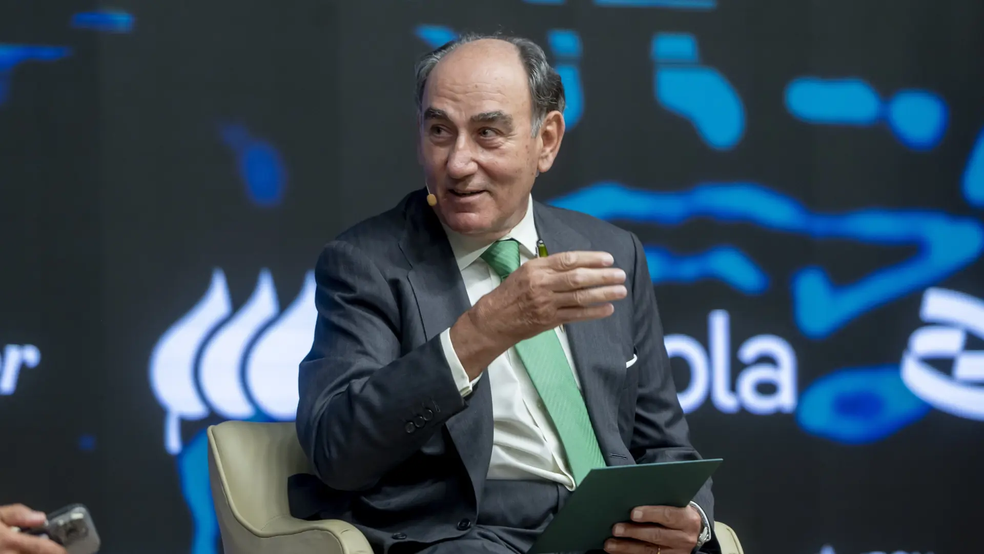 Iberdrola toma el control de la mayor distribuidora eléctrica de Finlandia por 2.000 millones