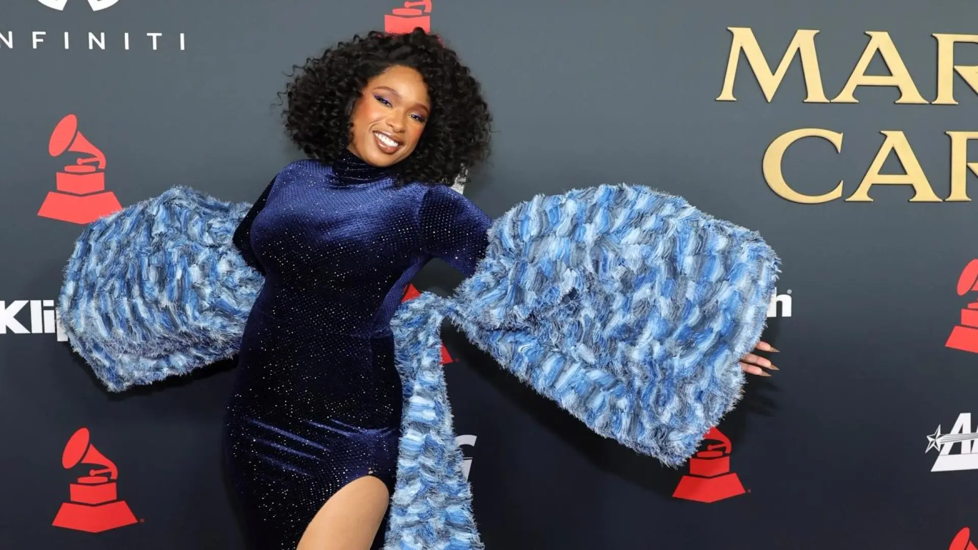 Quién es Jennifer Hudson, la artista que canta el himno de Estados Unidos en la final del Mundial