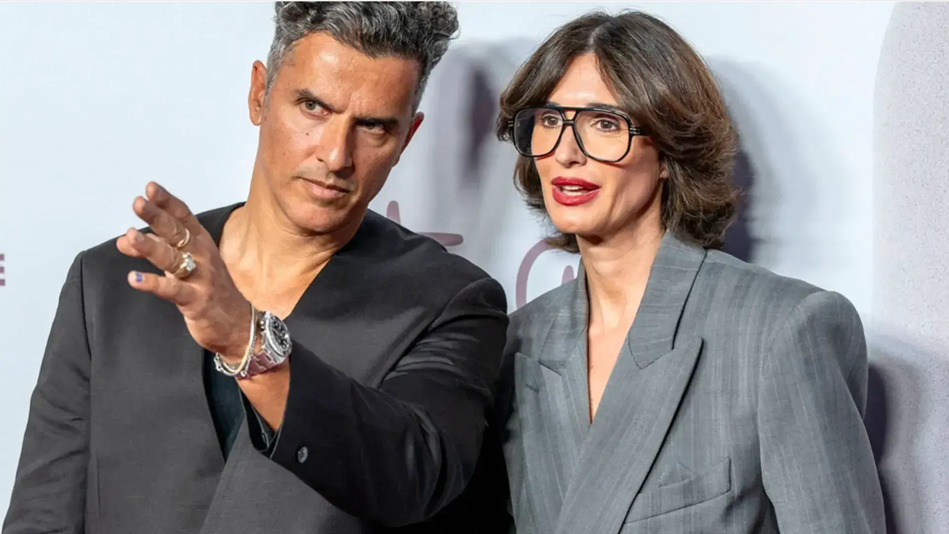 El llamativo plan de Orson Salazar, ex de Paz Vega, en Ibiza: rodeado de chicas en un yate