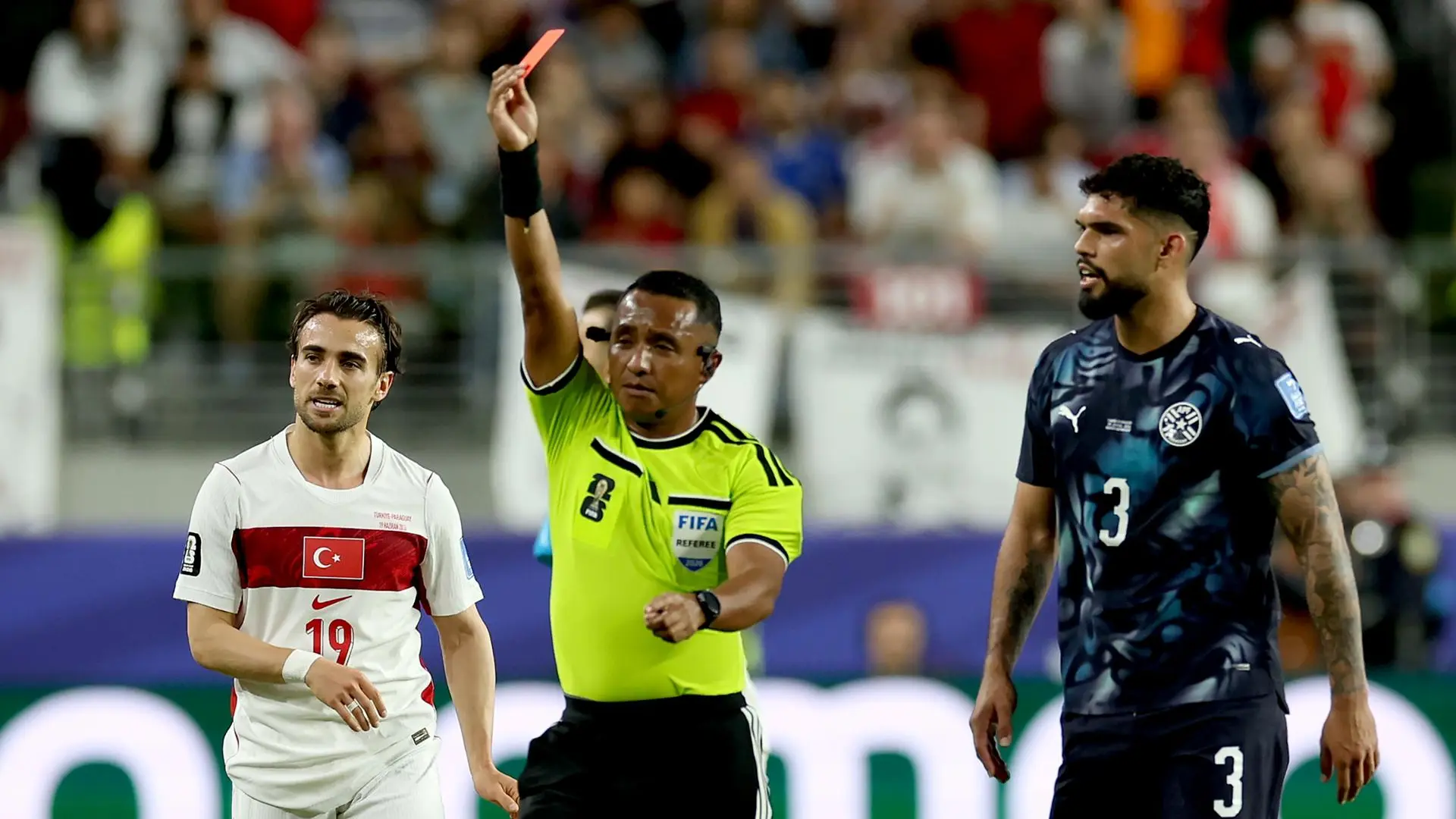 Quién es Iván Barton, el árbitro del partido España – Francia de semifinales del Mundial 2026: famoso por estrenar la 'Ley Vinicius'