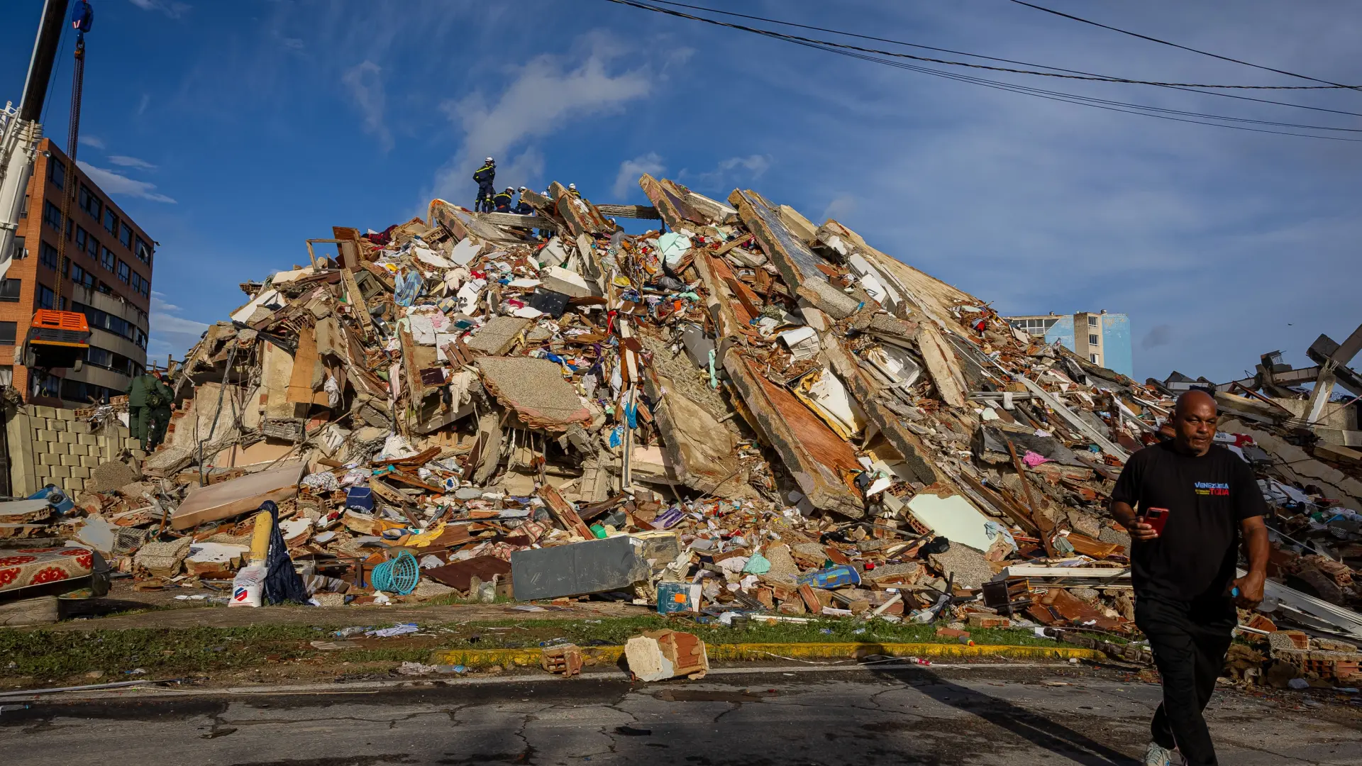 Ya son más de 4.300 los muertos por el doble terremoto en Venezuela