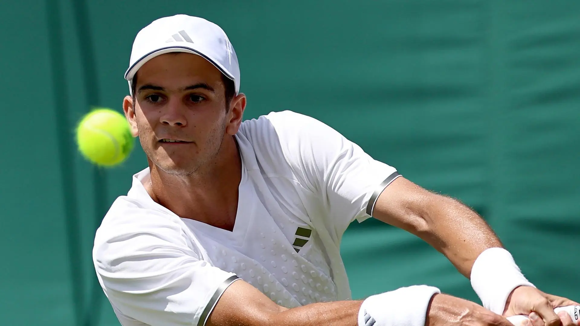Rafa Jódar avanza en Wimbledon tras una victoria agónica ante Pablo Carreño en un partido disputado en dos días