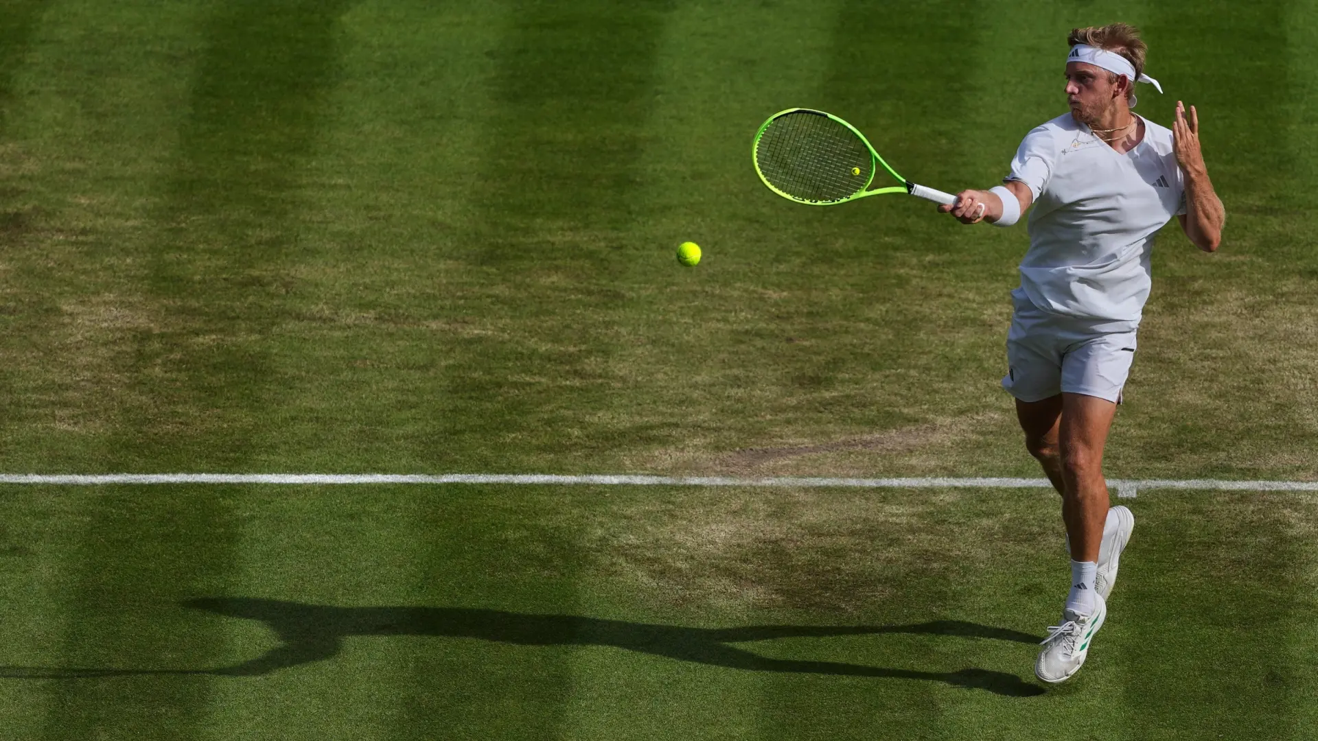 El partido entre Davidovich y Aliassime en Wimbledon, detenido por una emergencia médica en la grada