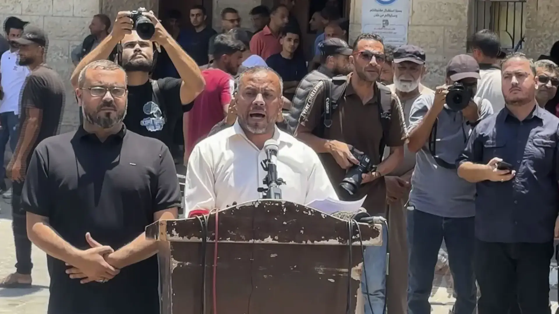 Hamás anuncia la disolución de su gobierno en Gaza y cede el poder al comité tecnócrata previsto por Trump, pero no se desarma