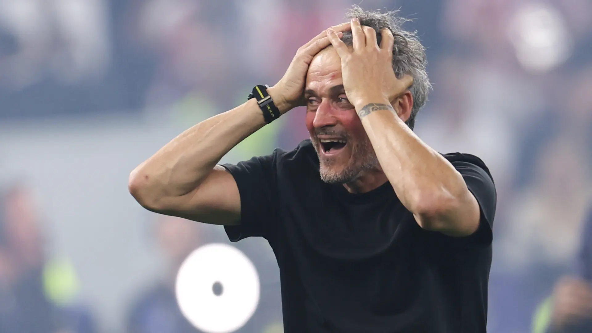 Las lágrimas de Luis Enrique tras recordar a su familia: «Hemos formado un proyecto de vida con Pacho, Sira y Xana»