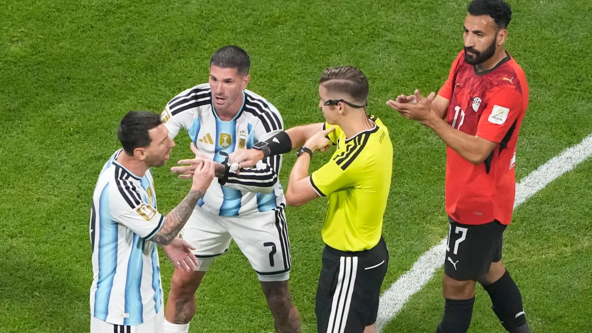 Toda la polémica del Argentina – Egipto: un penalti muy dudoso y un gol anulado a los africanos por el VAR