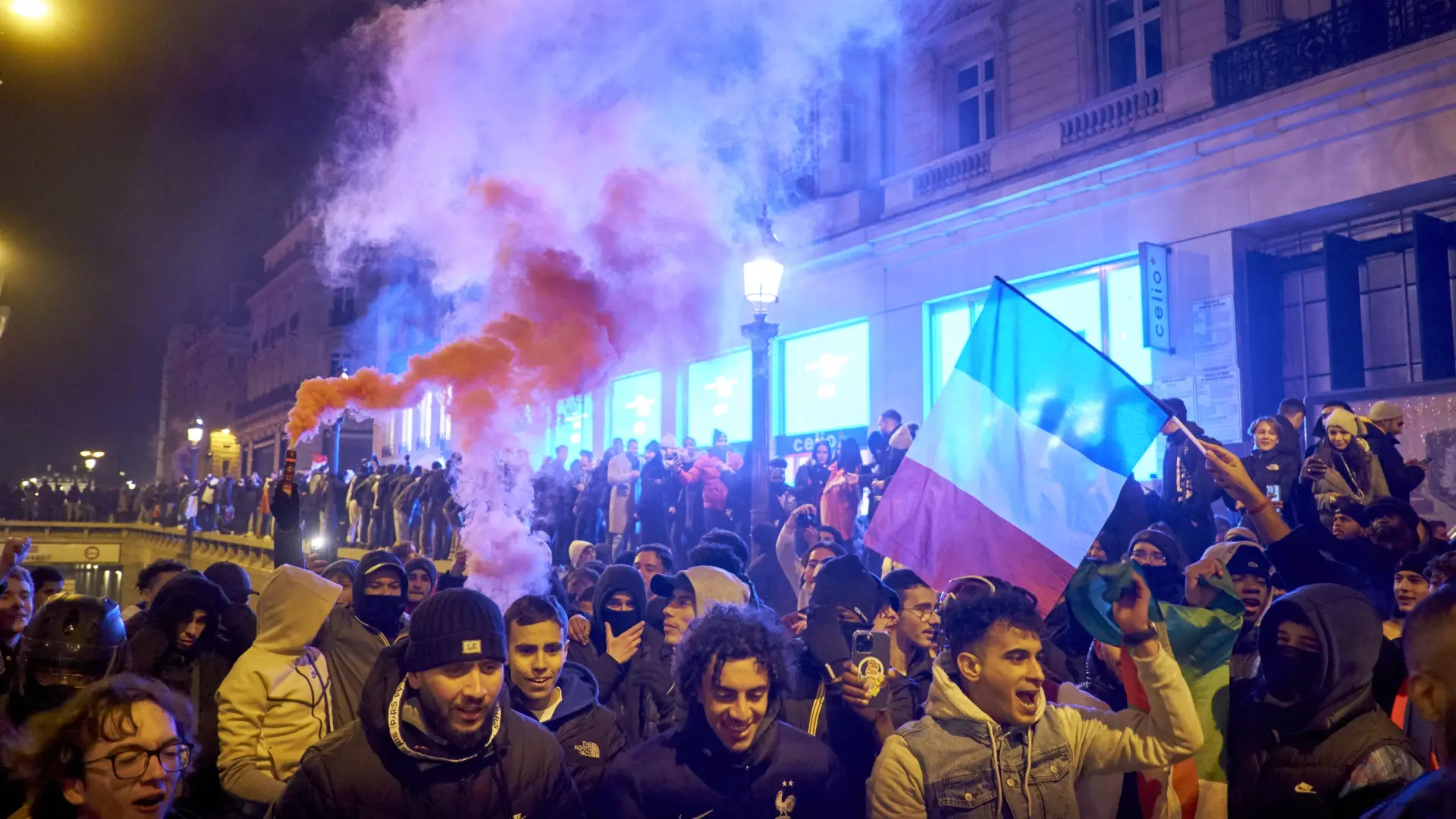 Temor a una noche de terror tras el Francia-Marruecos: toque de queda para menores de 16 años y 20.000 policías