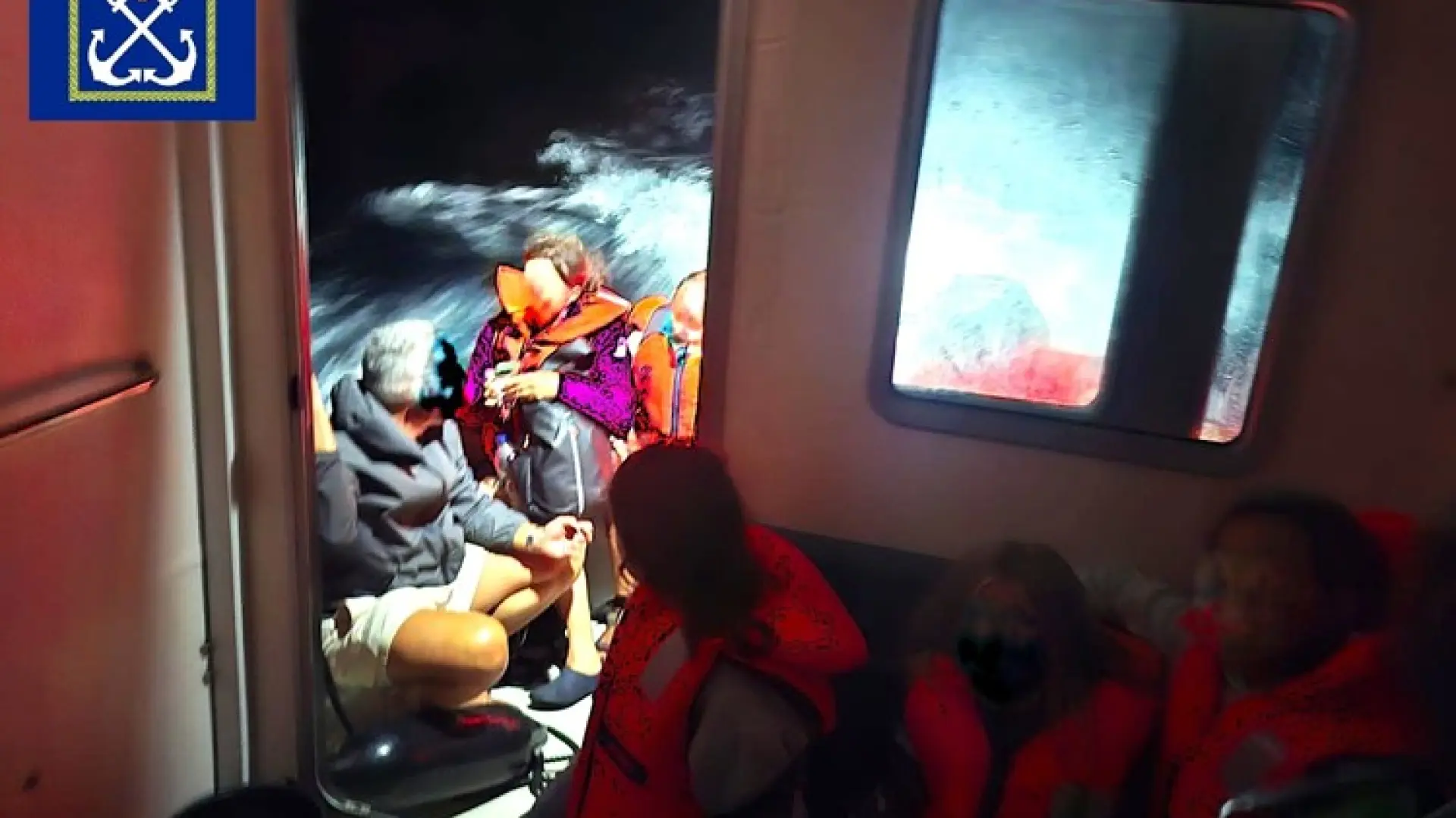 Rescatados 12 españoles, seis menores, de un catamarán durante un fuerte temporal en la costa de Croacia