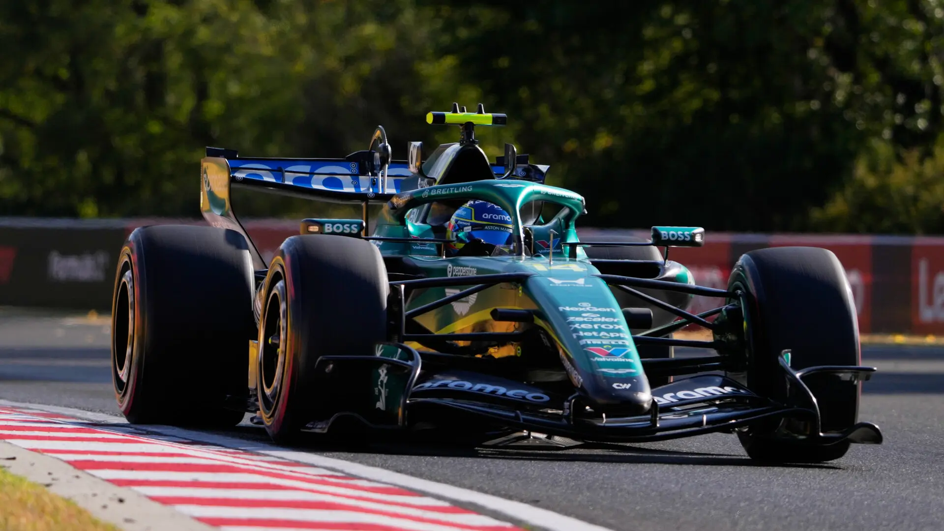 Fernando Alonso se ilusiona: «El coche va mucho mejor, fue el primer paso, pero vamos en la dirección correcta»