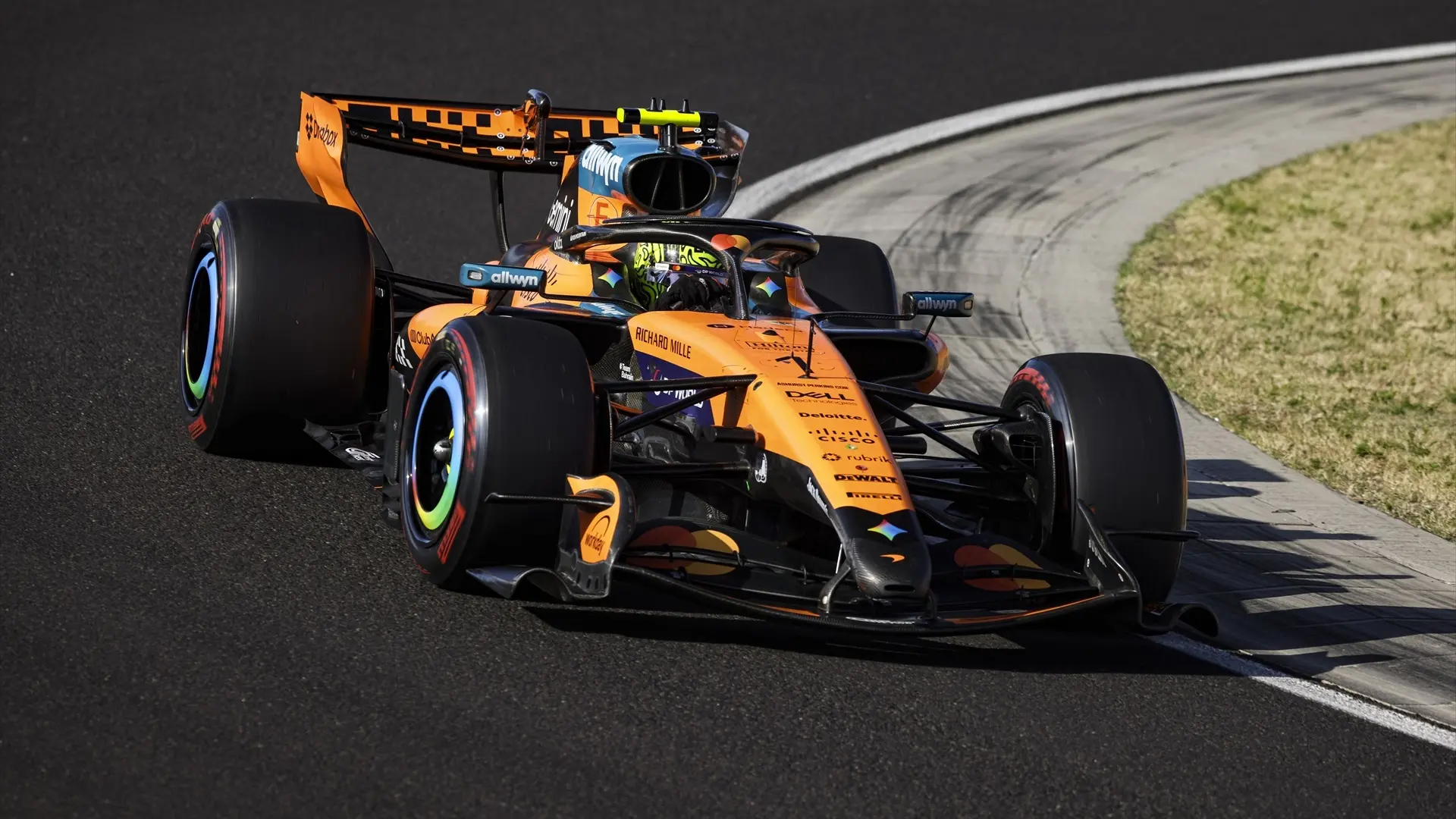 Lando Norris, el más rápido en una clasificación de F1 en Hungría marcada por los brotes verdes de Aston Martin