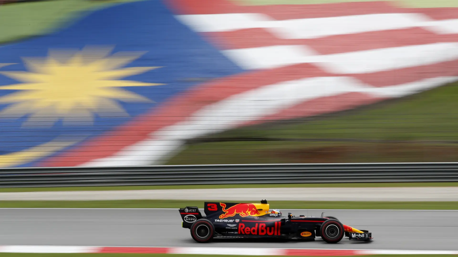 La Fórmula 1 esquiva la guerra de Irán en el GP de Bahréin: Sepang vuelve al calendario