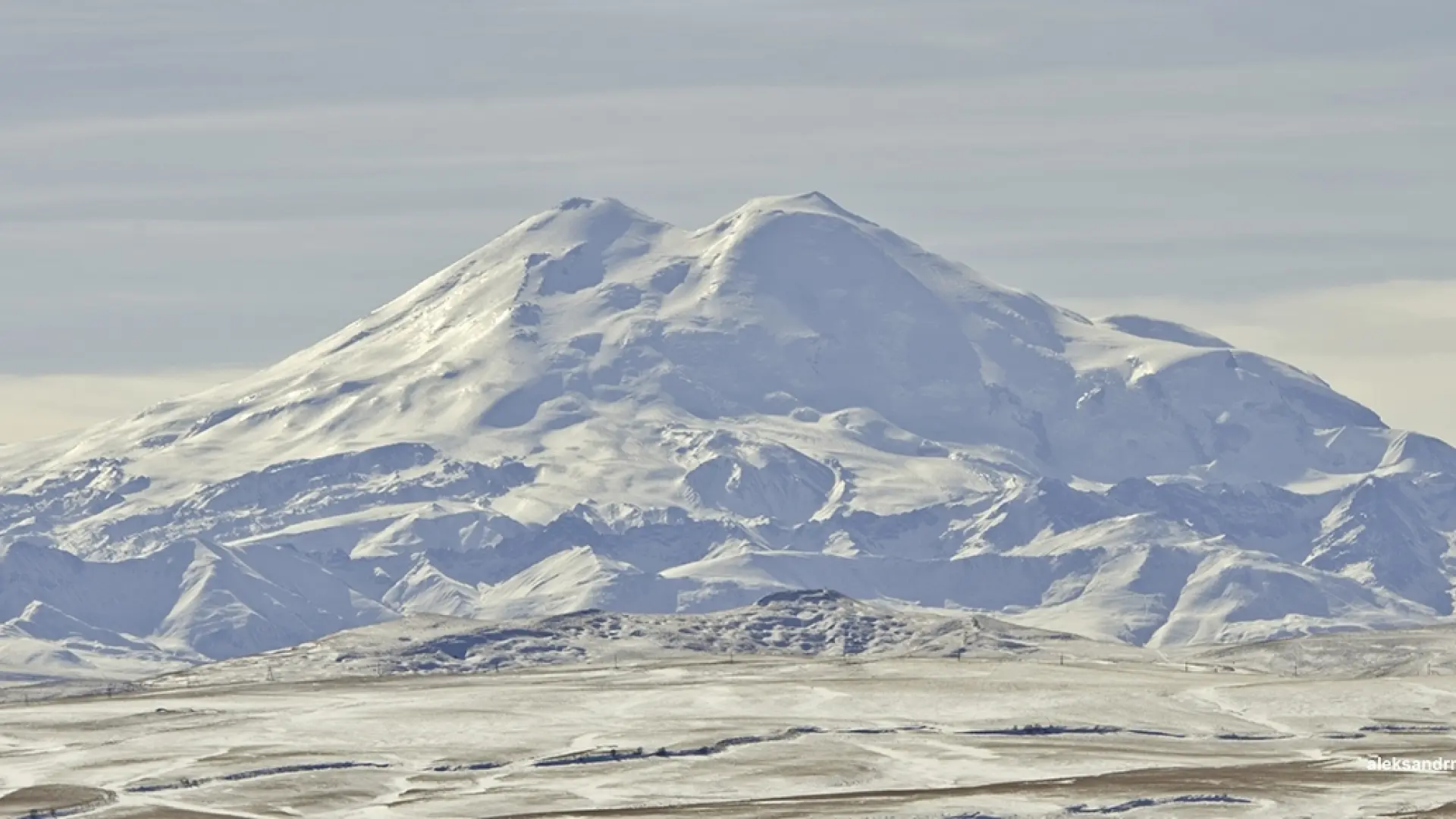 Mueren cinco montañeros en el ascenso al Elbrús, la cima más alta de Europa