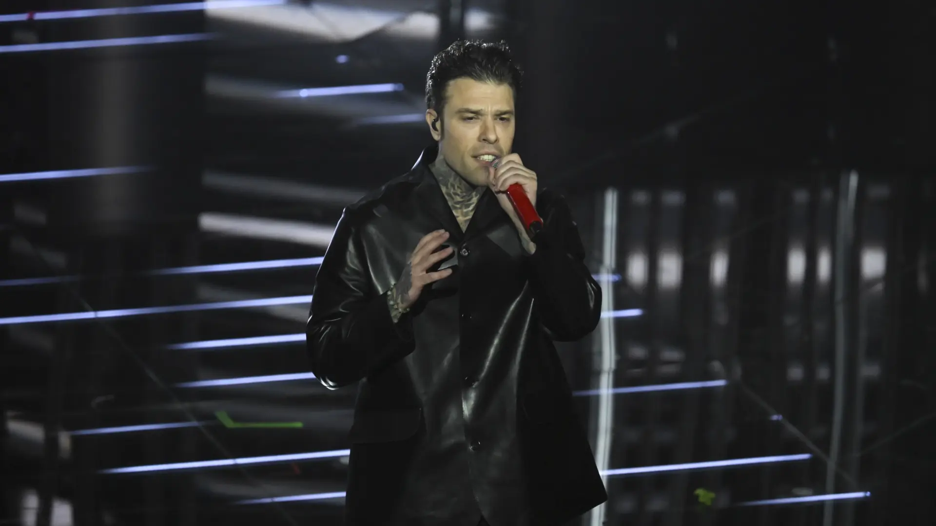 Fedez vuelve a casa tras ingresar de urgencia en el hospital: «El único bien precioso que realmente tenemos es el tiempo»