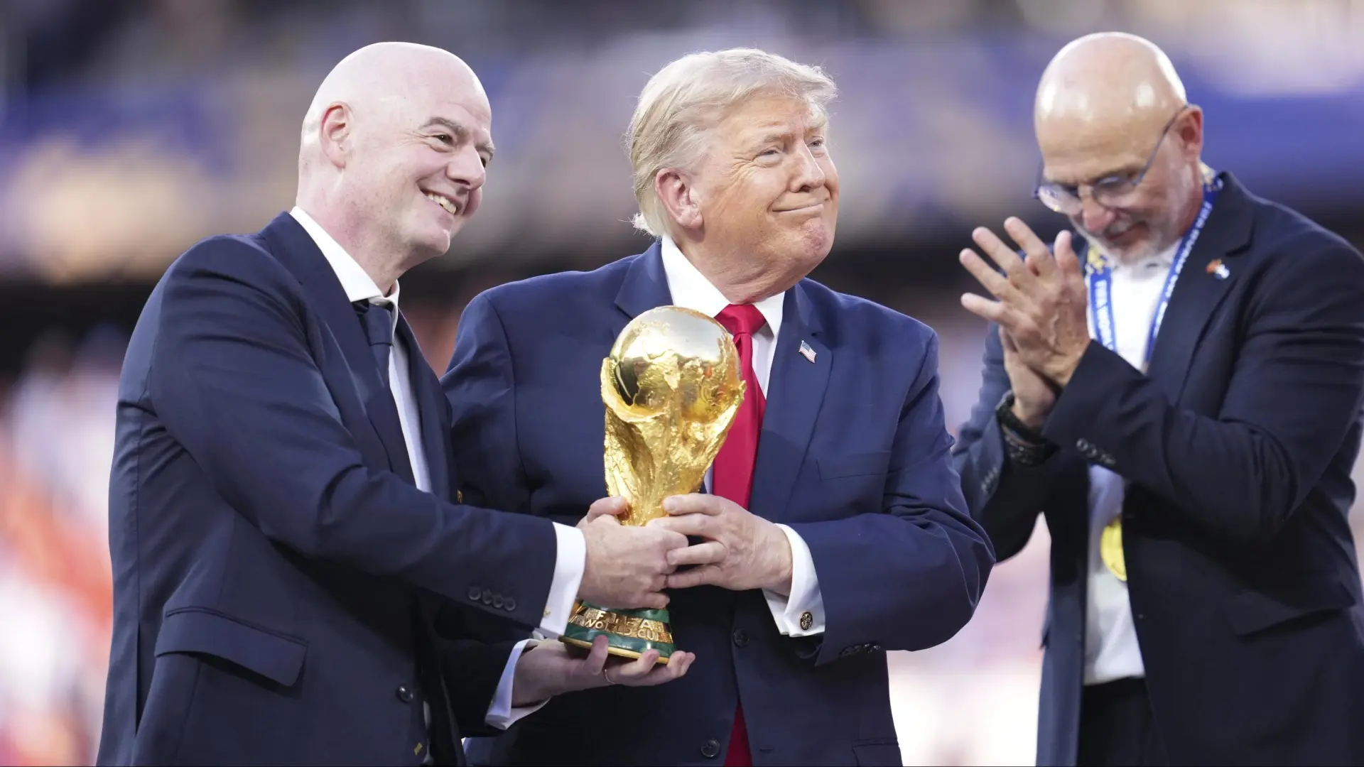La polémica operación que planea Infantino: vender el Mundial para aumentar la financiación… y Trump estaría implicado