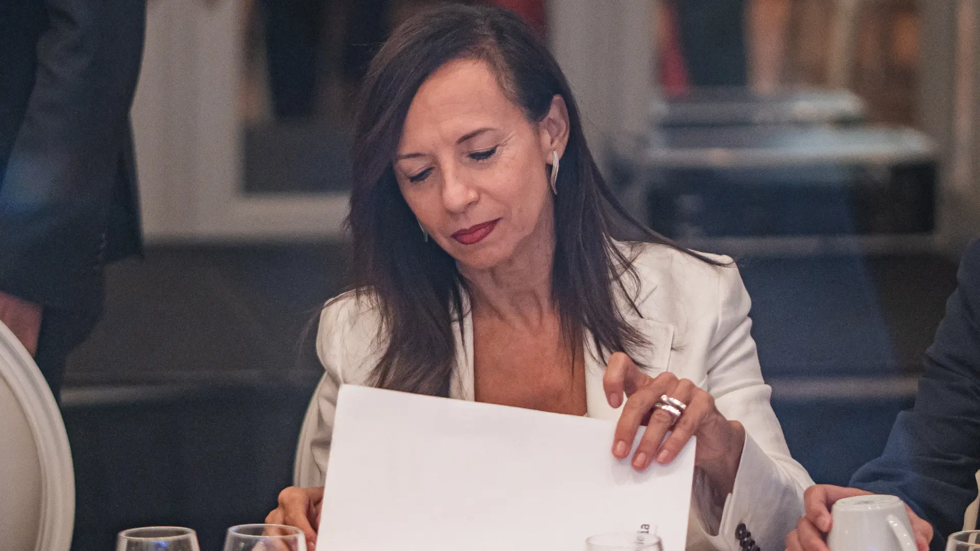 Redeia gana un 4% más hasta junio y descarta provisiones por el apagón pese al expediente de la CNMC