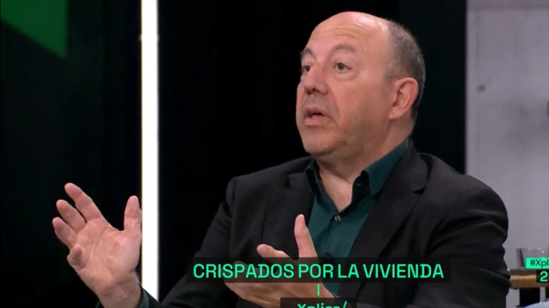 Gonzalo Bernardos, economista: «El chaval que quiere ahorrar para una vivienda se hace tres vacaciones y come de buen restaurante dos o tres veces»