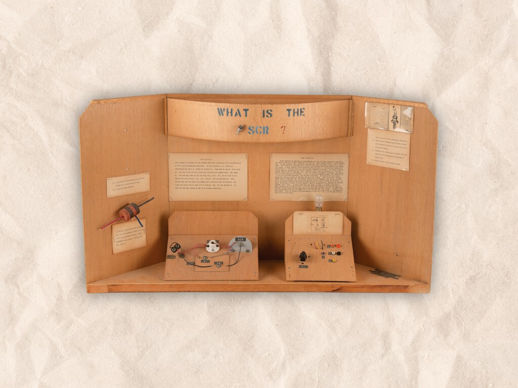 Subastan el proyecto de ciencias que Steve Jobs hizo en el colegio 