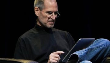 Así funcionaba el «campo de distorsión de la realidad» con el que Steve Jobs sacaba lo imposible de la gente
