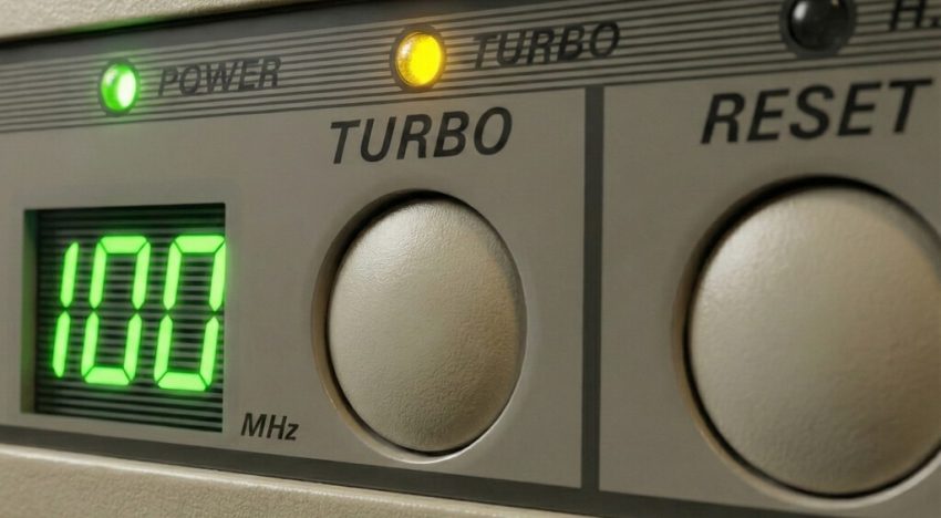 Nos engañaron con el botón 'Turbo' de los PC: su función era justo la contraria. Lo curioso es que tu Mac ahora tiene lo mismo, pero bien hecho