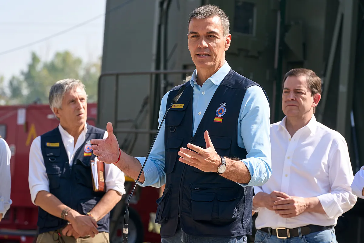 El Gobierno se vio obligado a pedir más ayuda internacional para la extinción de incendios ante la falta de medios