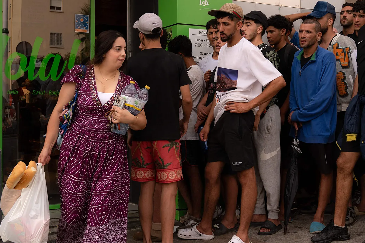 Ceuta intenta resurgir de la peor avalancha migratoria de su historia: «Ha pasado lo peor, pero no ha pasado todo»