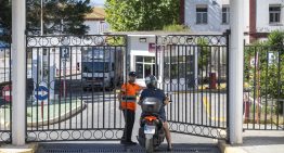 España habilita a la carrera una macro morgue en el antiguo Hospital Militar de Ceuta para la peor tragedia migratoria: «Nunca hemos rescatado tantos cadáveres»