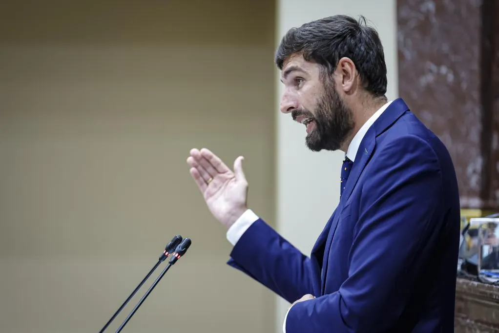 Antelo pide un pacto regional en Murcia para no llegar a acuerdos con el PSOE: «Sánchez es el mayor aliado que tiene Mohamed VI en España»
