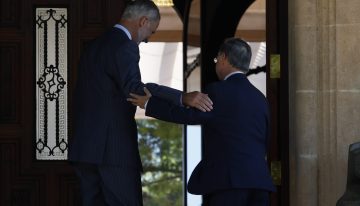 Felipe VI transmite a Vivas su «compromiso personal de visitar Ceuta» tras su reunión en Marivent: «No me cabe duda de que el Rey vendrá»