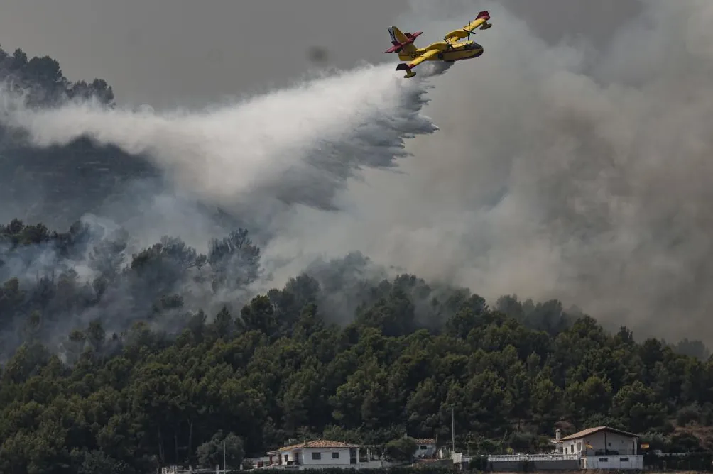 El PP denuncia el «mal uso» de los fondos europeos para los hidroaviones: «Quedan cinco años con una flota obsoleta»