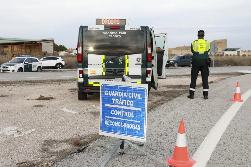 Una 'rave' ilegal en Cáceres reúne a 3.000 jóvenes y la Guardia Civil establece un dispositivo especial