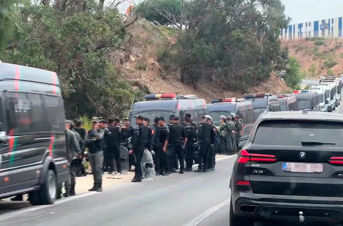 Calma tensa en Ceuta mientras Marruecos anuncia haber frustrado un intento de entrar de cientos de migrantes