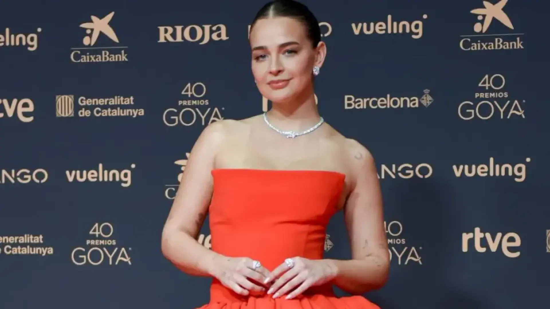 Laura Escanes aclara que no está embarazada tras subir una foto con la que, sin querer, alimentó los rumores: «Lo prometo»
