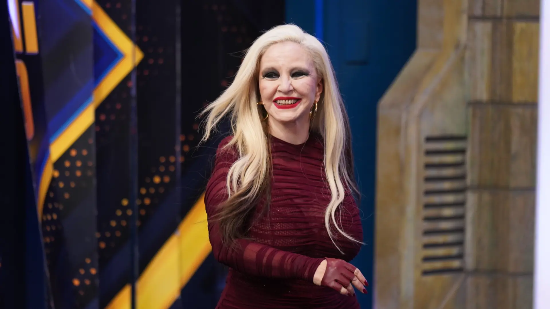 Alaska lamenta el nuevo rumbo de 'Cine de barrio' y Parada le responde: «Solo tú y yo fuimos defenestrados»