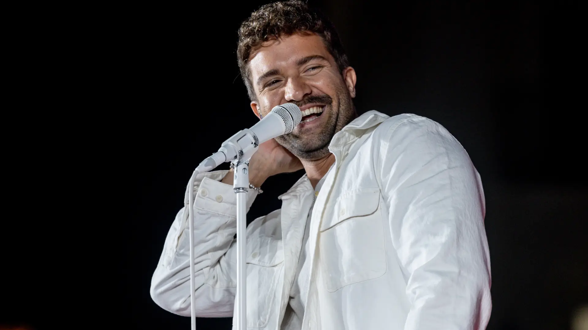 Pablo Alborán, obligado a cancelar un concierto por una neumonía: «Debo guardar reposo total»