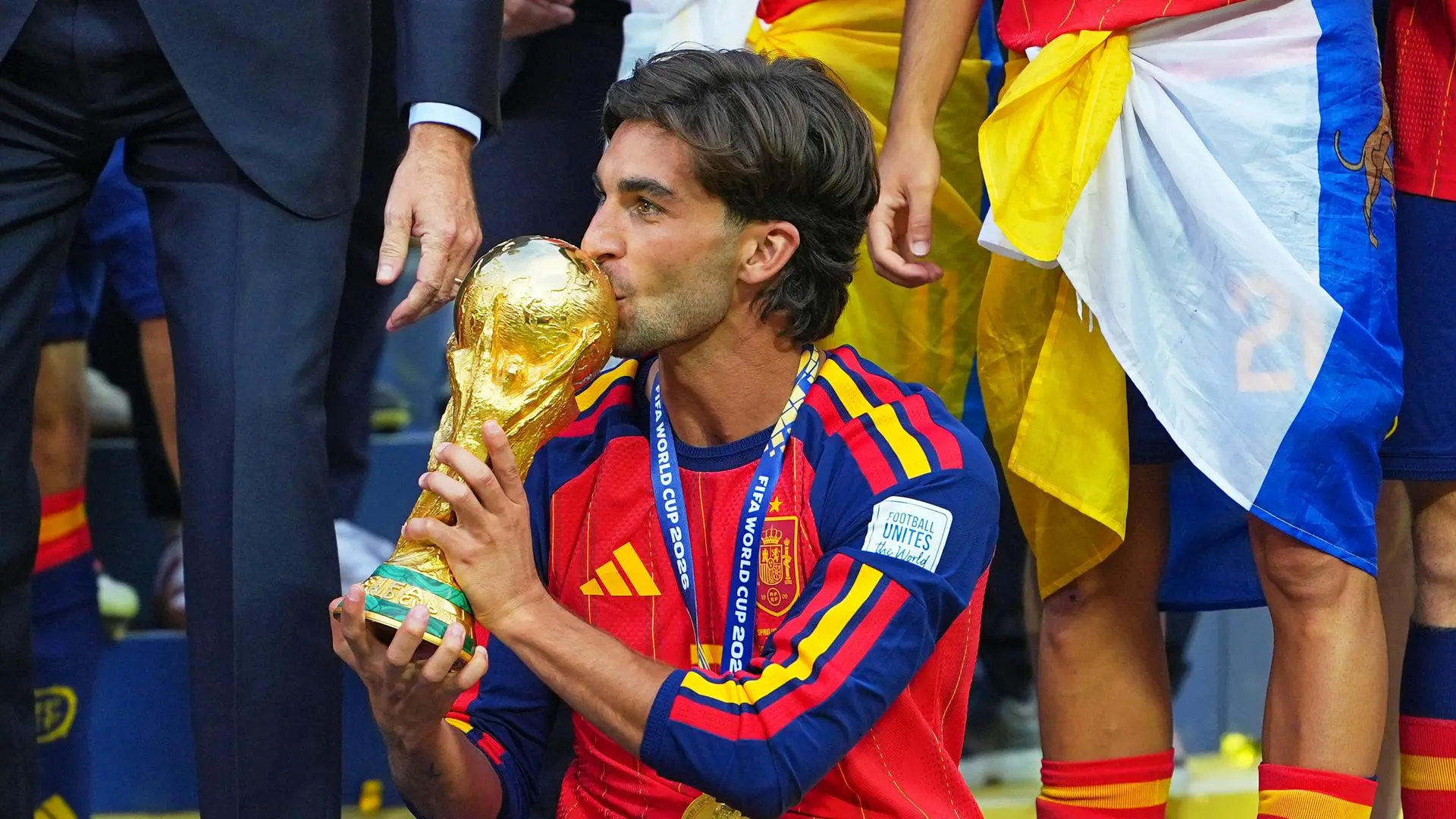 Se calienta la llegada de Ferran Torres al PSG: el Barça recibe una oferta de 50 millones de euros