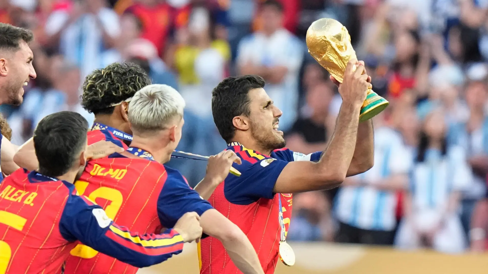 Rodri Hernández, el Balón de Oro del Mundial 2026 que llega al Barça para ganar la sexta Champions League