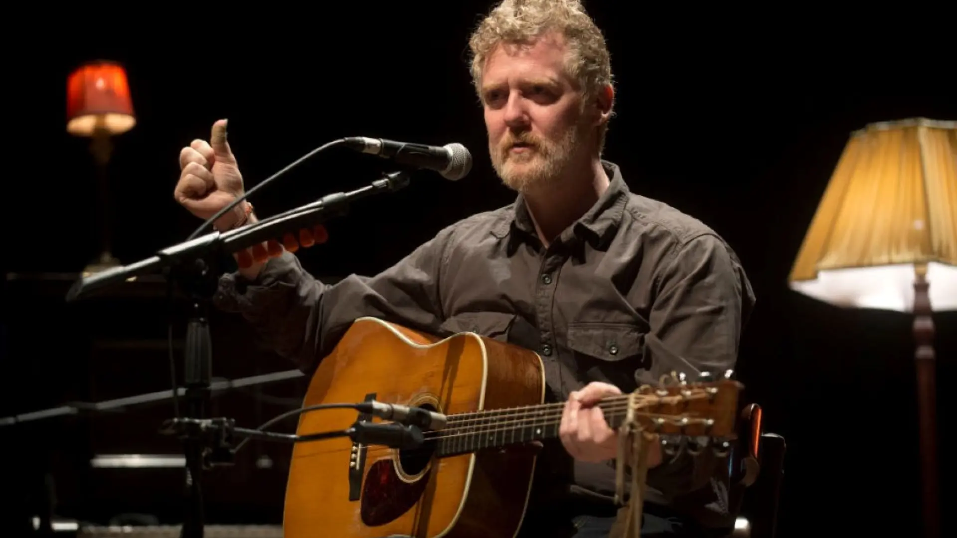 Irlanda despide a Glen Hansard con un emotivo funeral en la Catedral de San Patricio