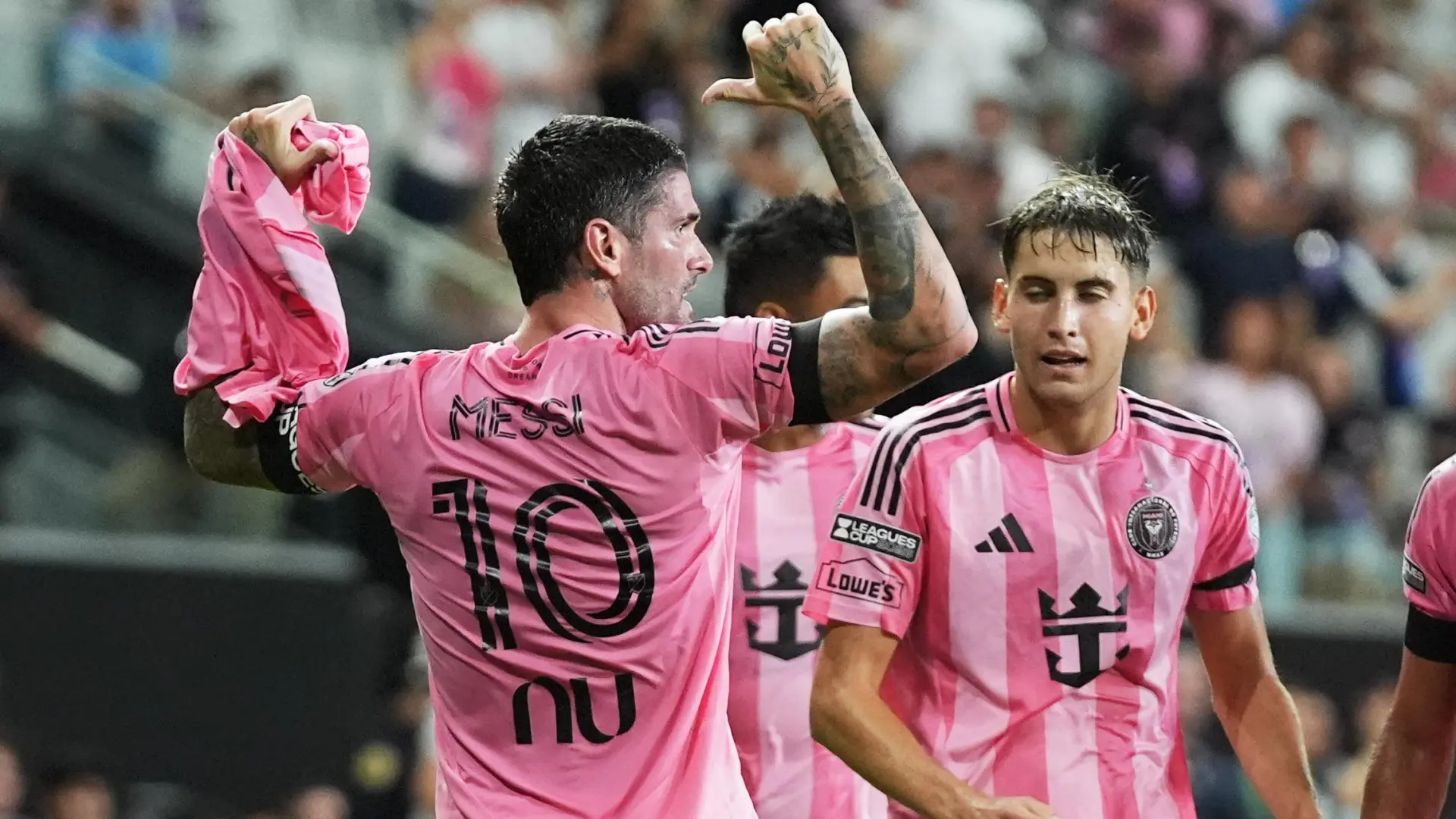 El Inter Miami, volcado con Messi: emotivo minuto de silencio antes de la Leagues Cup y dedicatoria especial de De Paul